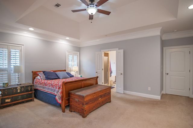 202 Winding Lake Drive, Hamilton, GA 31811