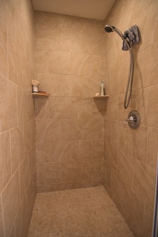 202 Winding Lake Drive, Hamilton, GA 31811