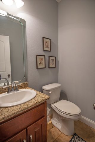 202 Winding Lake Drive, Hamilton, GA 31811