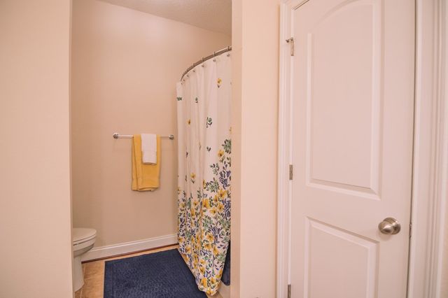 202 Winding Lake Drive, Hamilton, GA 31811