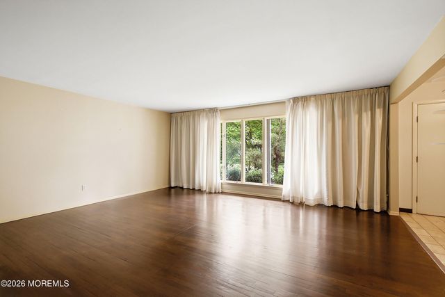 4 Bay Hill Road, Leonardo, NJ 07737