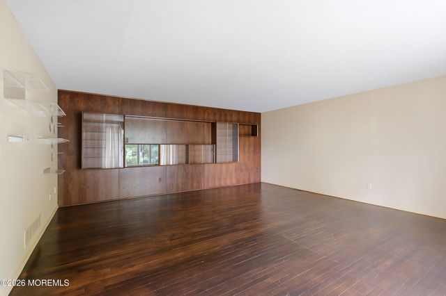 4 Bay Hill Road, Leonardo, NJ 07737