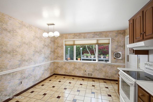 4 Bay Hill Road, Leonardo, NJ 07737