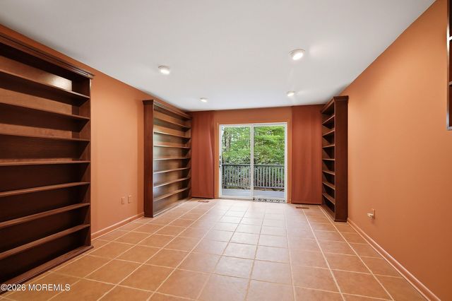 4 Bay Hill Road, Leonardo, NJ 07737