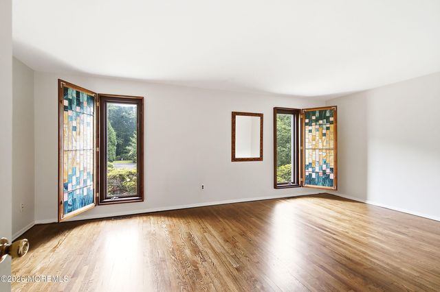 4 Bay Hill Road, Leonardo, NJ 07737