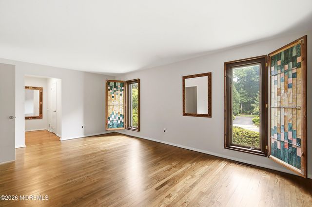 4 Bay Hill Road, Leonardo, NJ 07737