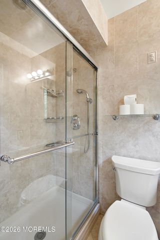 4 Bay Hill Road, Leonardo, NJ 07737