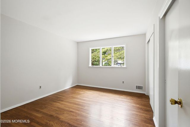 4 Bay Hill Road, Leonardo, NJ 07737