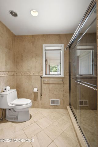 4 Bay Hill Road, Leonardo, NJ 07737