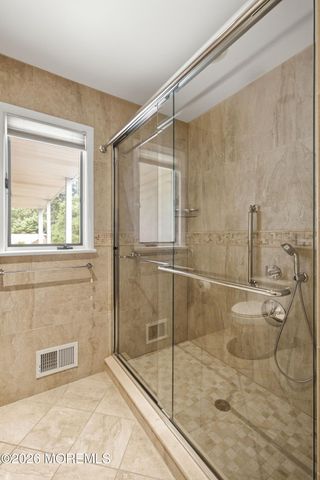 4 Bay Hill Road, Leonardo, NJ 07737