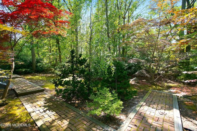 4 Bay Hill Road, Leonardo, NJ 07737