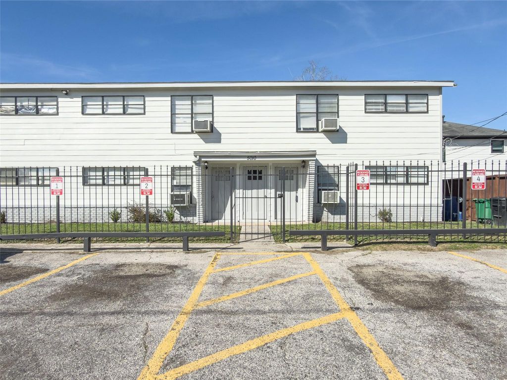 5010 Ennis S Street 2, Houston, TX 77004