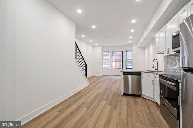 2209 N NATRONA ST, Philadelphia, PA 19132
