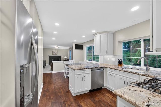 1379 Green Birch Drive, Fenton, MO 63026
