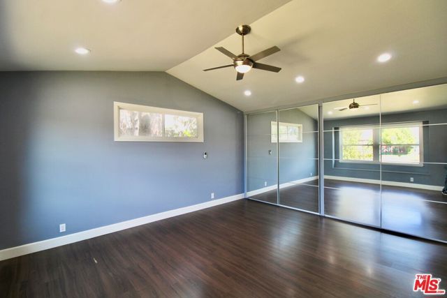 7610 Kelvin Avenue, Winnetka (los Angeles), CA 91306