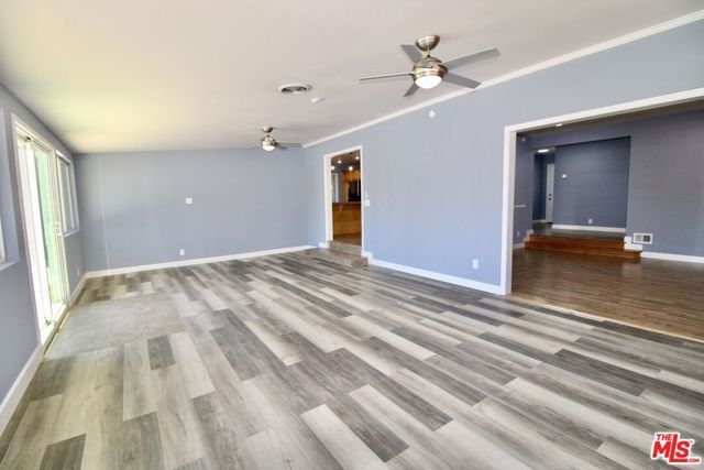 7610 Kelvin Avenue, Winnetka (los Angeles), CA 91306