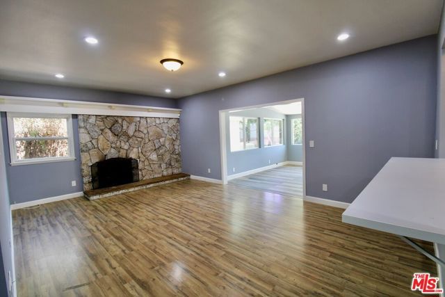 7610 Kelvin Avenue, Winnetka (los Angeles), CA 91306
