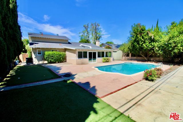 7610 Kelvin Avenue, Winnetka (los Angeles), CA 91306