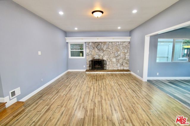 7610 Kelvin Avenue, Winnetka (los Angeles), CA 91306