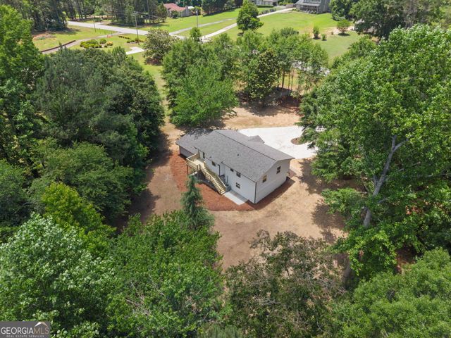 381 Thigpen Rd, Newnan, GA 30263