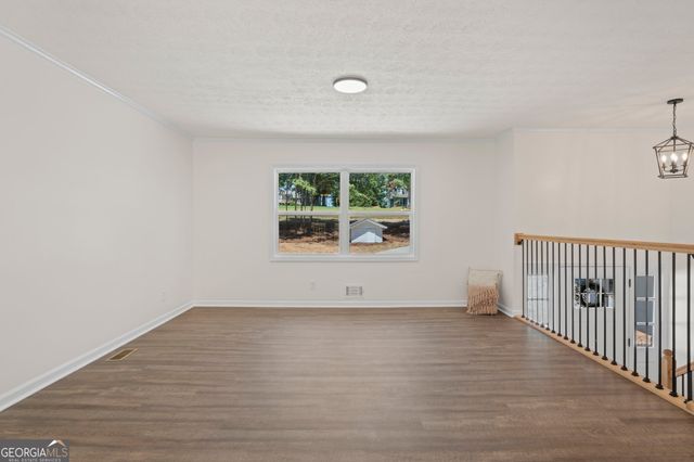 381 Thigpen Rd, Newnan, GA 30263