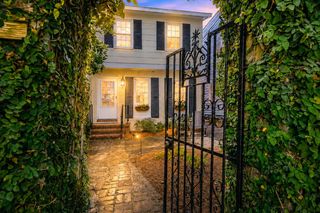 22 Pitt Street A, Charleston, SC 29401