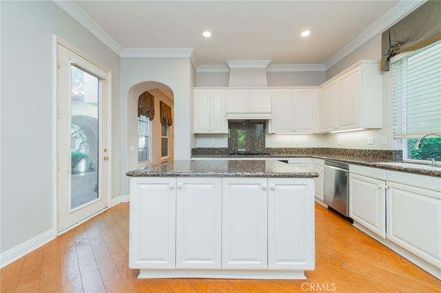 24 Sebastian, Irvine, CA 92602