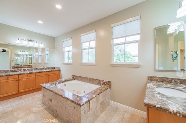 24 Sebastian, Irvine, CA 92602