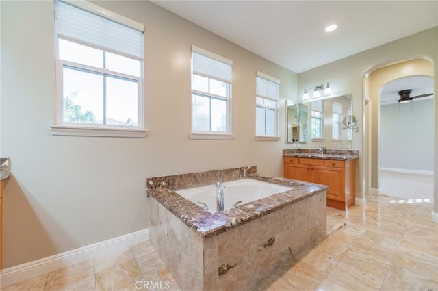 24 Sebastian, Irvine, CA 92602