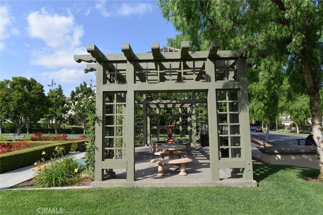 24 Sebastian, Irvine, CA 92602