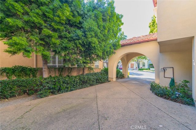 24 Sebastian, Irvine, CA 92602