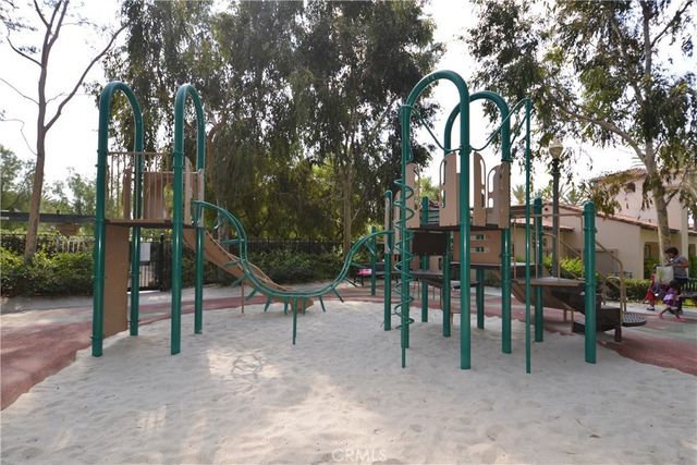 24 Sebastian, Irvine, CA 92602