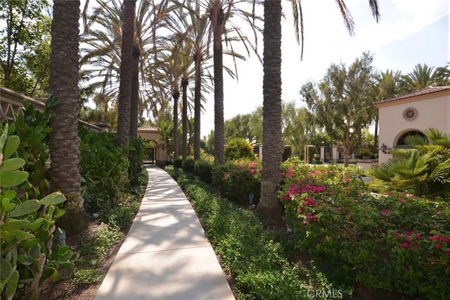 24 Sebastian, Irvine, CA 92602