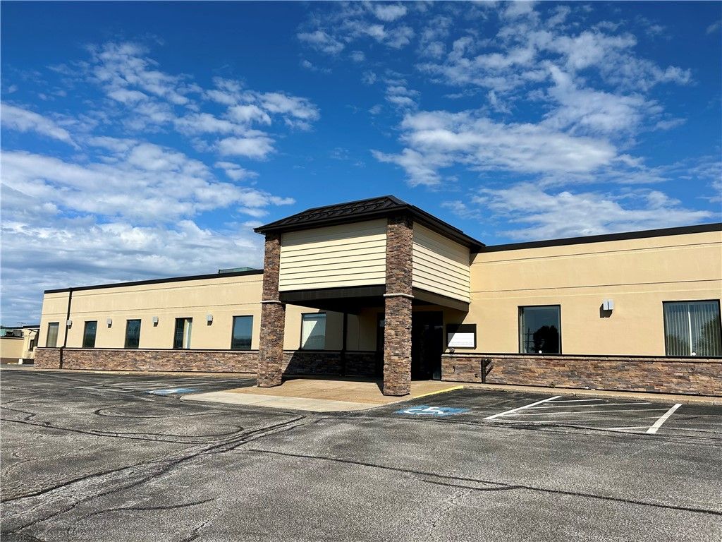 3530-3580 PEACH Street B-102, Erie, PA 16508