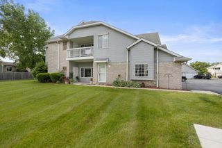 6962 S Rolling Meadows COURT, Oak Creek, WI 53154