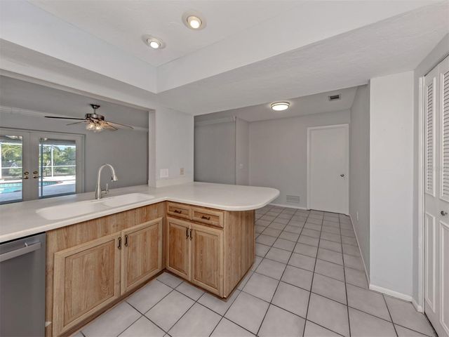 1720 SANDY COURT, Venice, FL 34293