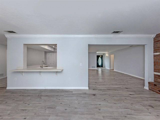 1720 SANDY COURT, Venice, FL 34293