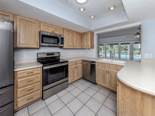 1720 SANDY COURT, Venice, FL 34293