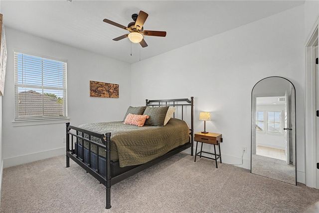 2208 SW Hampton Avenue, Bentonville, AR 72713