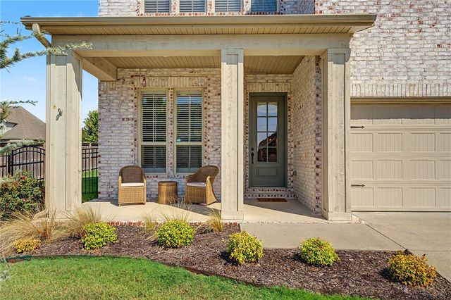 2208 SW Hampton Avenue, Bentonville, AR 72713