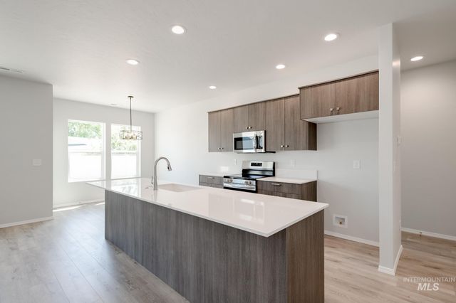 17690 N Boone Peak Ave, Nampa, ID 83687