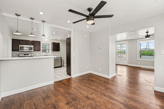 1005 Highway Avenue, Covington, KY 41011