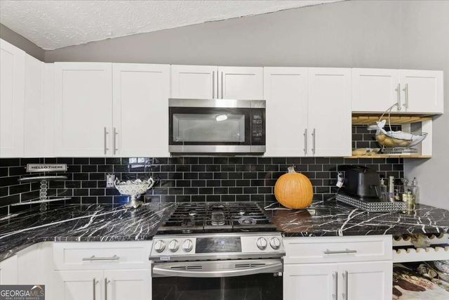 1774 Trail Creek Drive, Lithia Springs, GA 30122