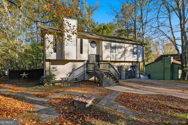 1774 Trail Creek Drive, Lithia Springs, GA 30122