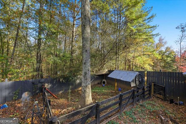 1774 Trail Creek Drive, Lithia Springs, GA 30122