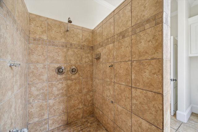 806 Sabine Street, Houston, TX 77007