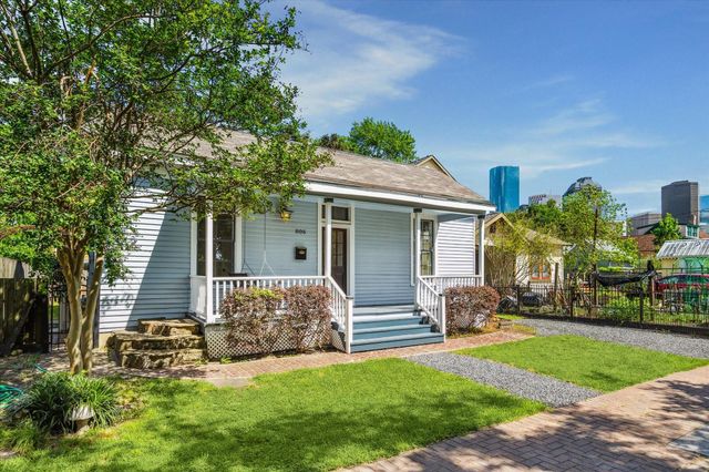 806 Sabine Street, Houston, TX 77007