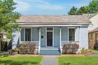 806 Sabine Street, Houston, TX 77007