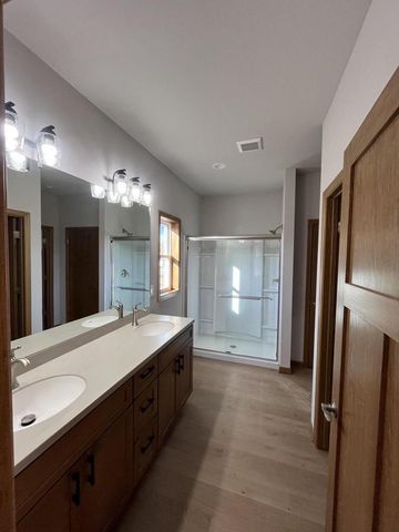 2171 Wallace Lake ROAD, West Bend, WI 53090