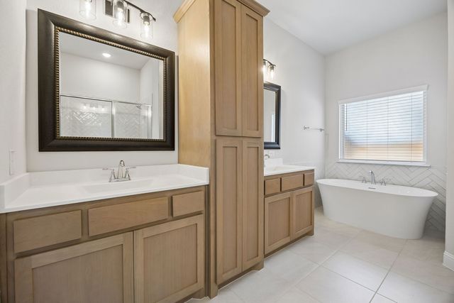 7320 Theodore Drive, Arlington, TX 76002